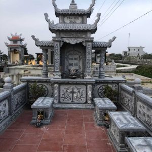 Khuôn viên lăng mộ - KLM16