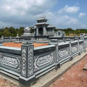 Khuôn viên lăng mộ - KLM20