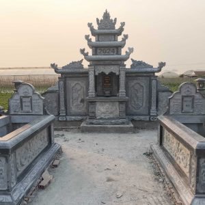 Khuôn viên lăng mộ - KLM21