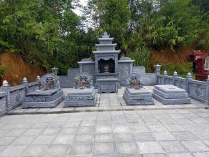 Khuôn viên lăng mộ - KLM11