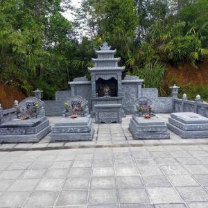 Khuôn viên lăng mộ - KLM11